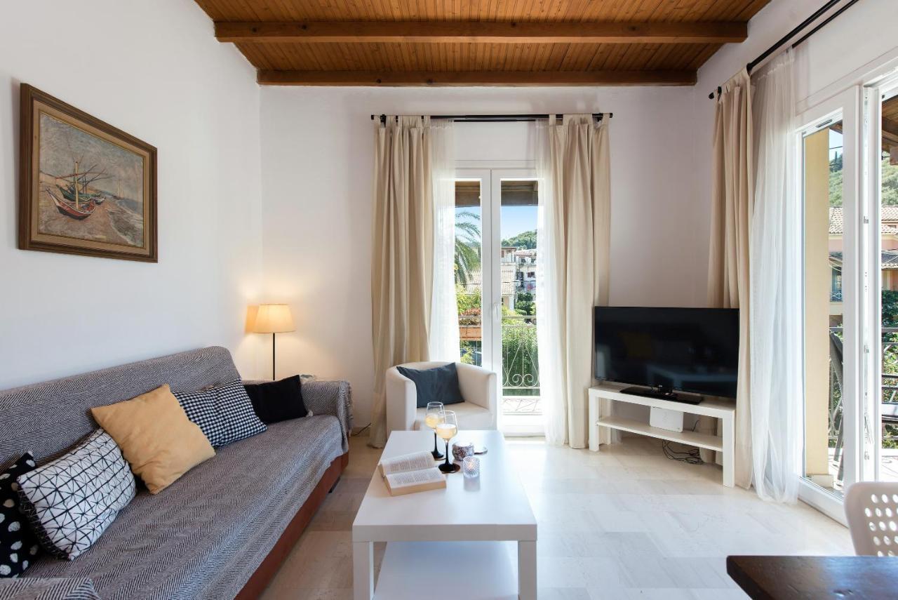 Tati Apartment Kassiopi Bagian luar foto