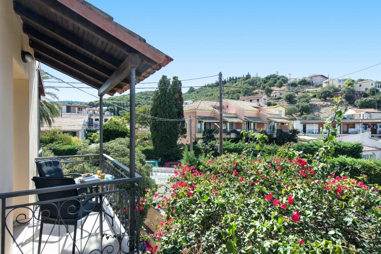 Tati Apartment Kassiopi Bagian luar foto